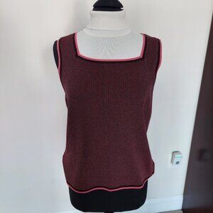 NWT Studio vest. !00% Polyester.